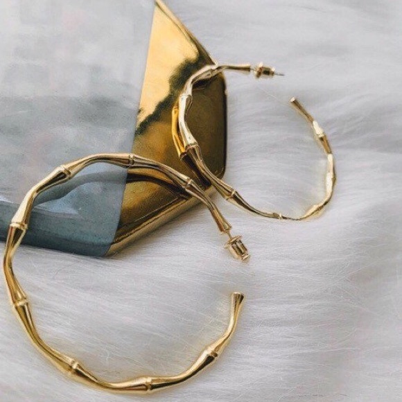 💕18K Gold Plated Bamboo Hoop Earrings - Picture 2 of 6